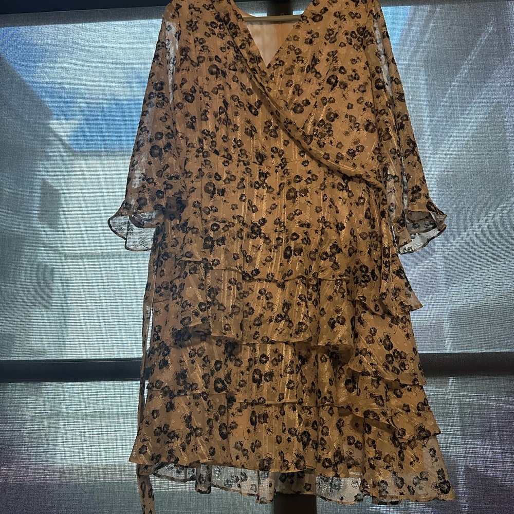 Dress size 18 - Picture 2 of 3